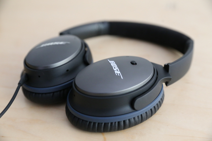 Bose QuietComfort 25 Review: Noise-Cancelling Headphones