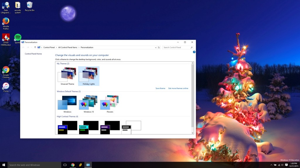 Windows 10 themes panel 