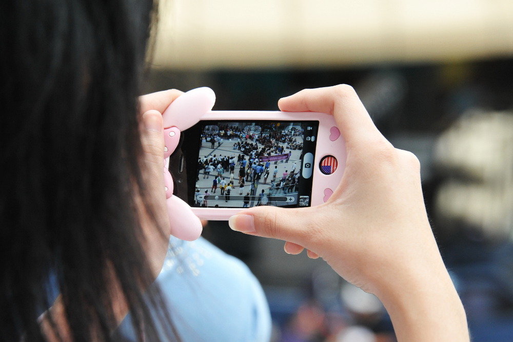 Use the Camera App Without Having to Unlock Your iPhone