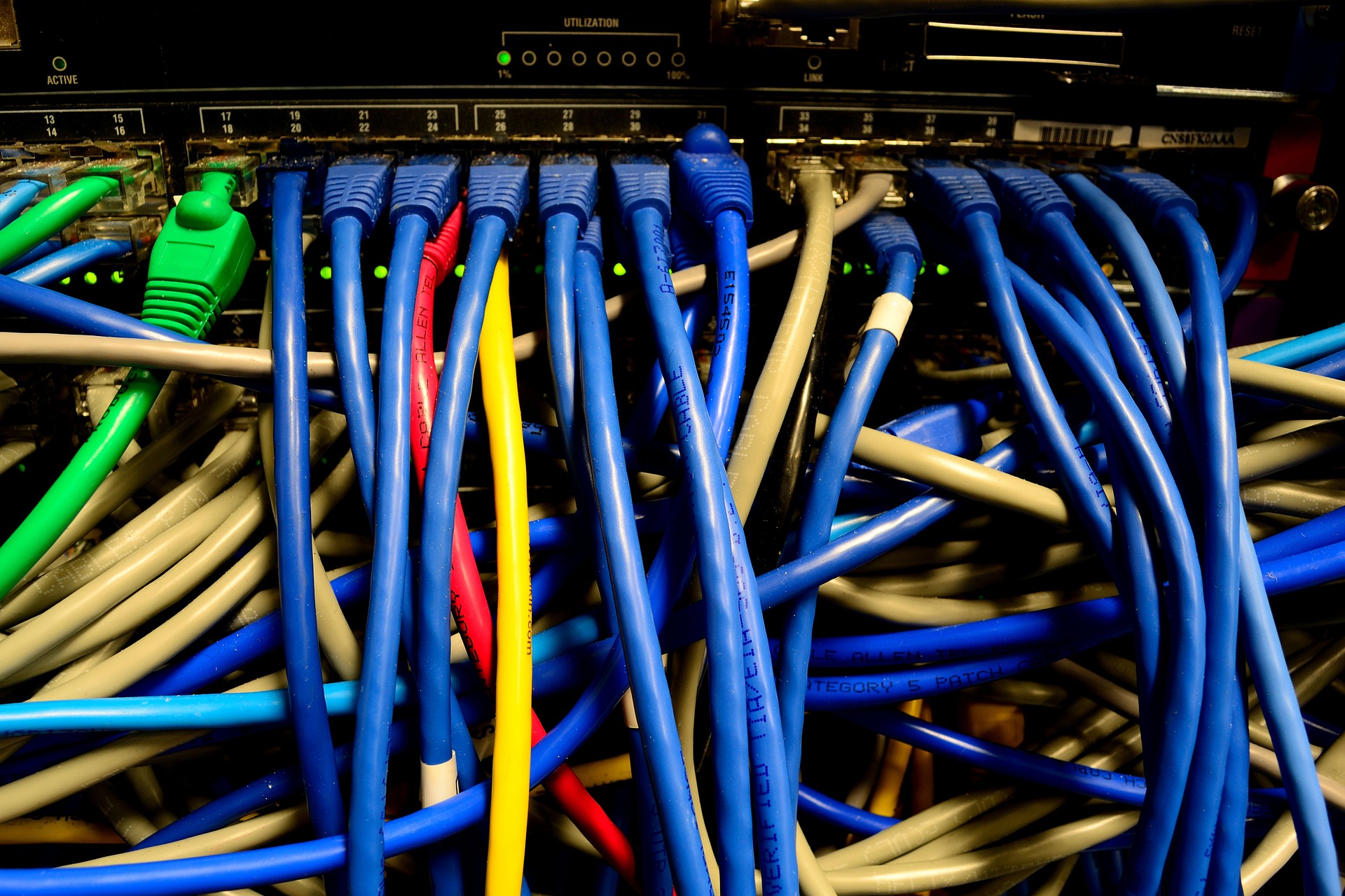 Why Is Ethernet Better Than WiFi Tech Junkie