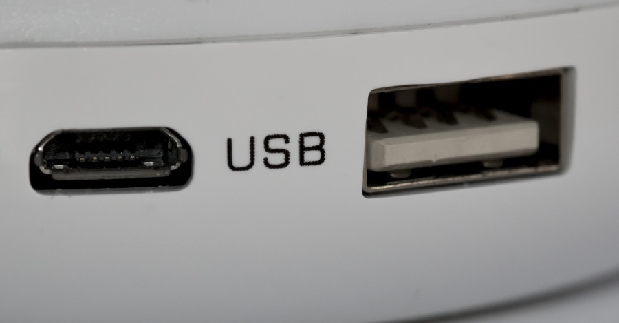 What is the Difference Between USB 2.0 and USB 3.0?