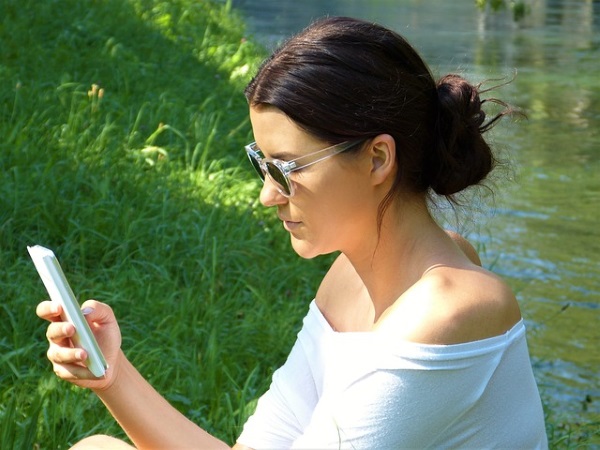 How To Start a Tinder Conversation Effectively - Tech Junkie