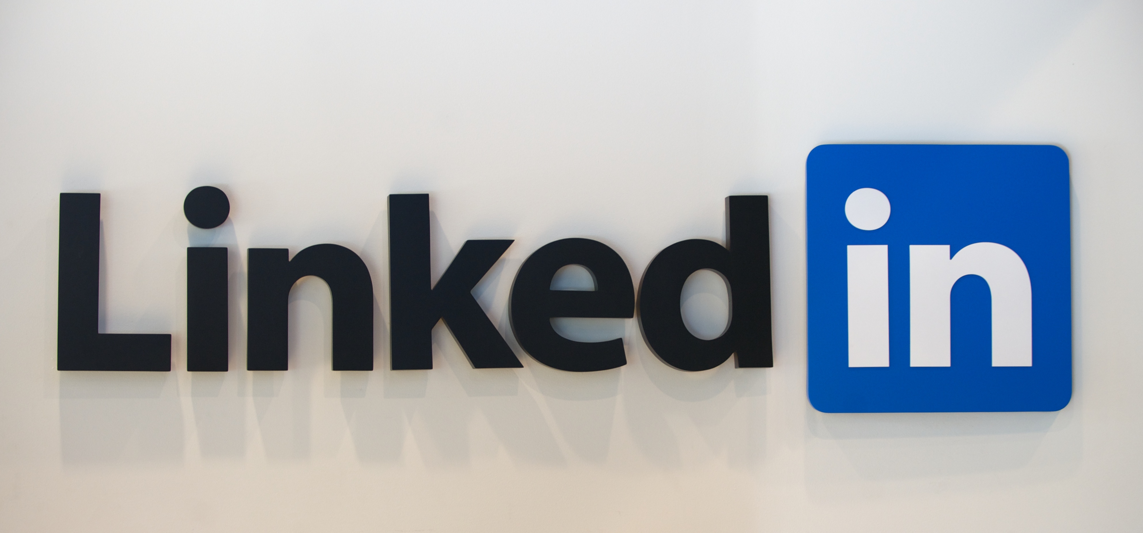 The Best Hashtags for LinkedIn