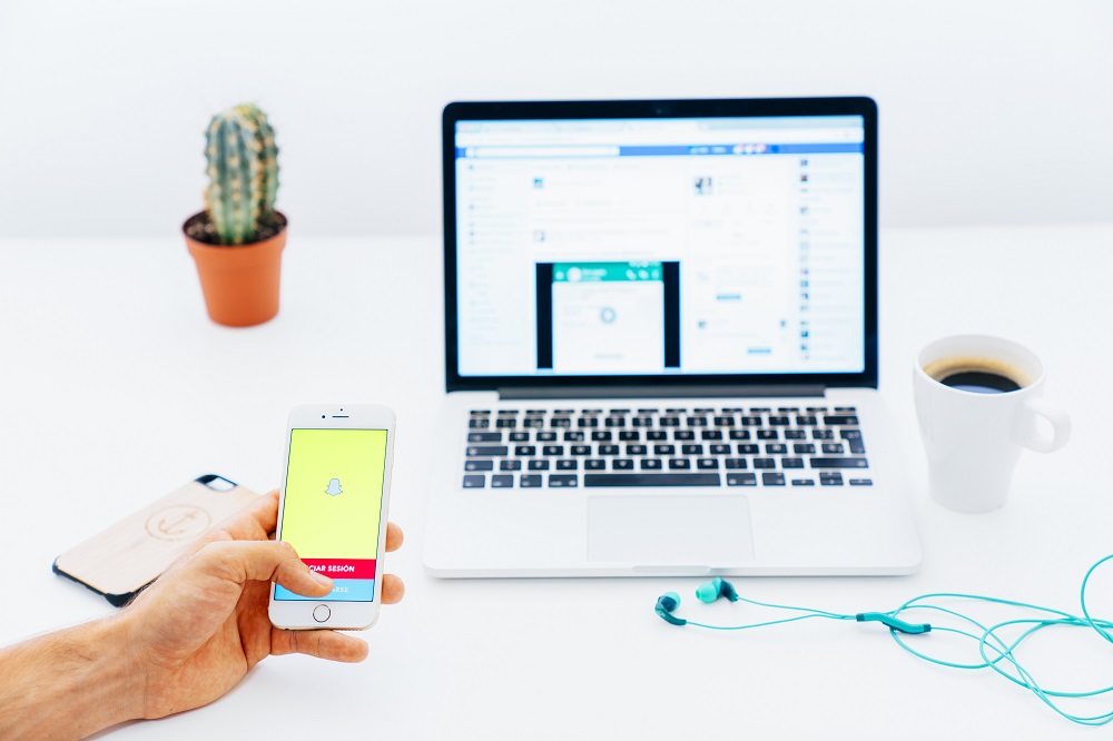 How to Delete All Saved Messages on Snapchat at Once