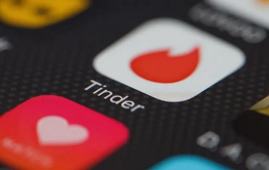 What Does The Blue Star Mean On Tinder?