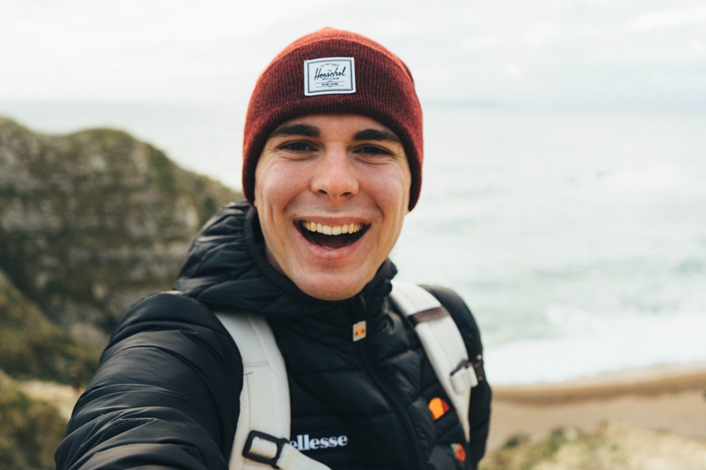 How To Add Private Photos to Badoo