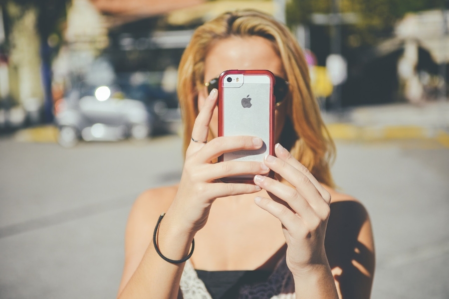 Does FaceTime Notify the Other Person if You Screen Record?