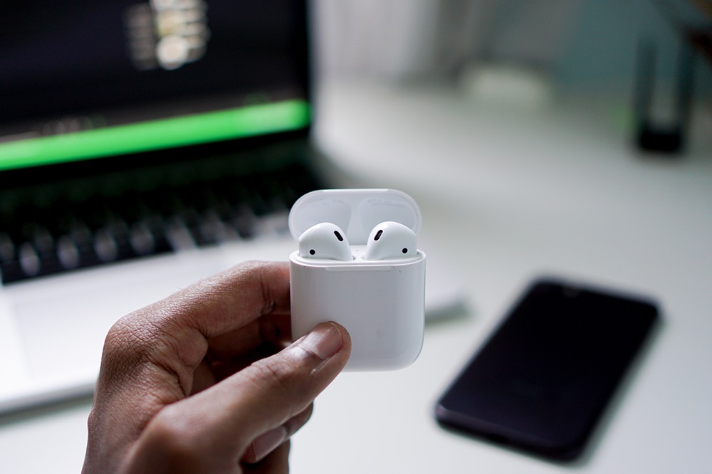 How to Pair Airpods to PC Including Laptop