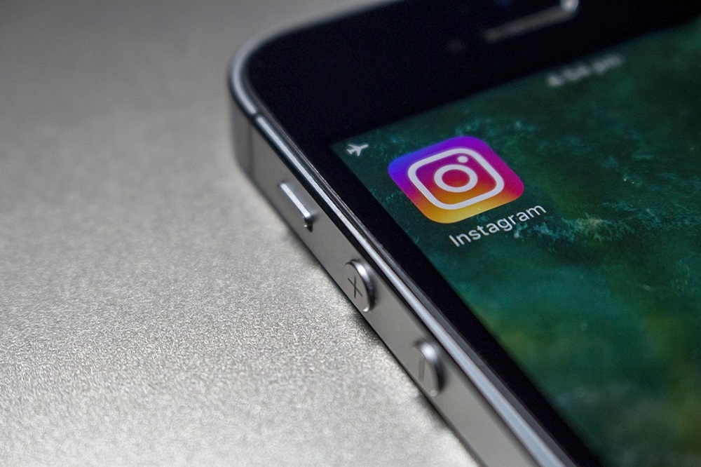 unknown message sender instagram