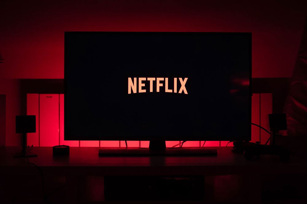 roku how to change netflix user