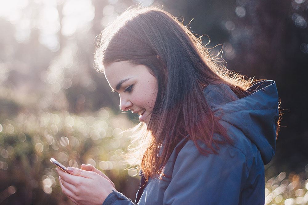 How to Fast Forward Instagram Stories