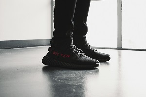 legit website to buy yeezys