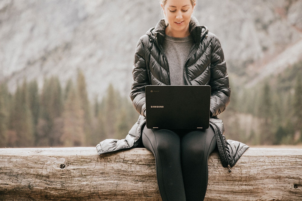 chromebook how to add apps to taskbar