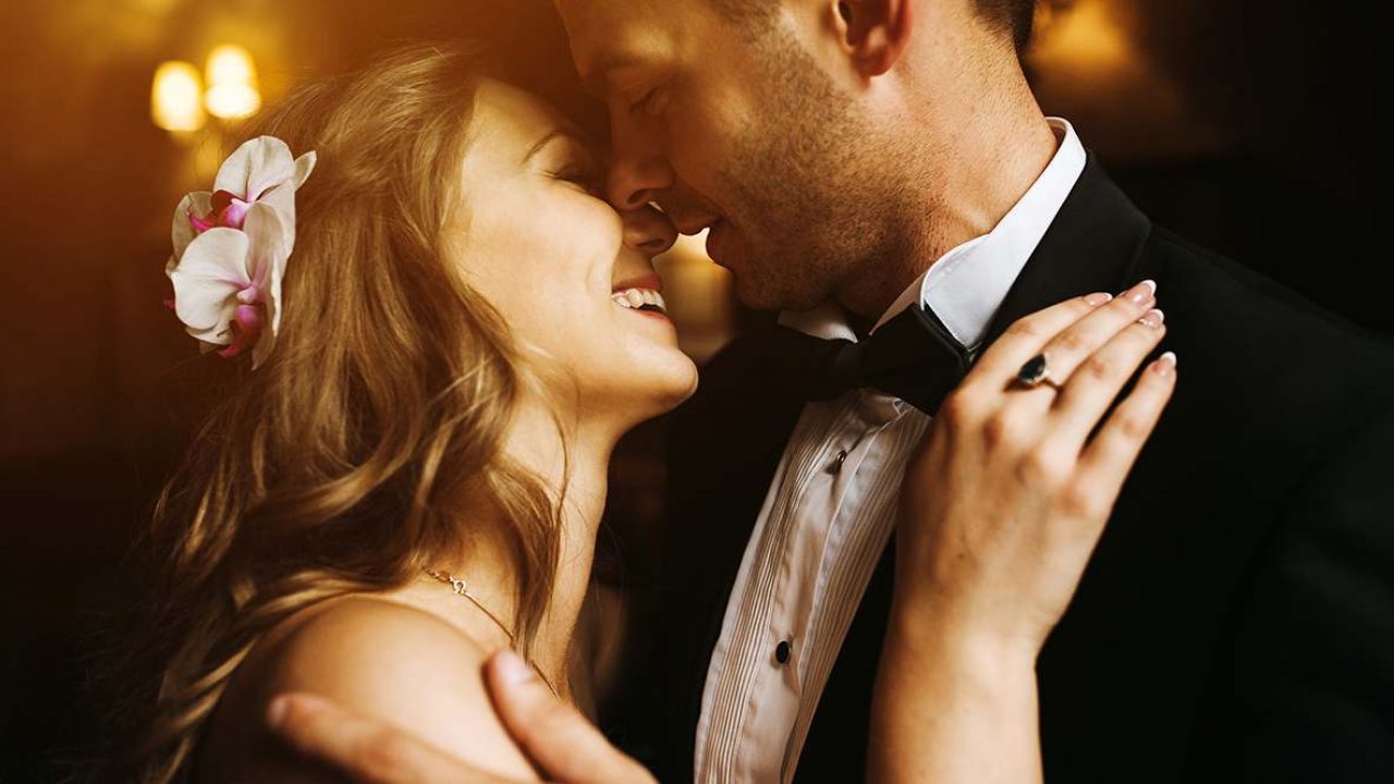 How to Meet Your Future Spouse on Tinder