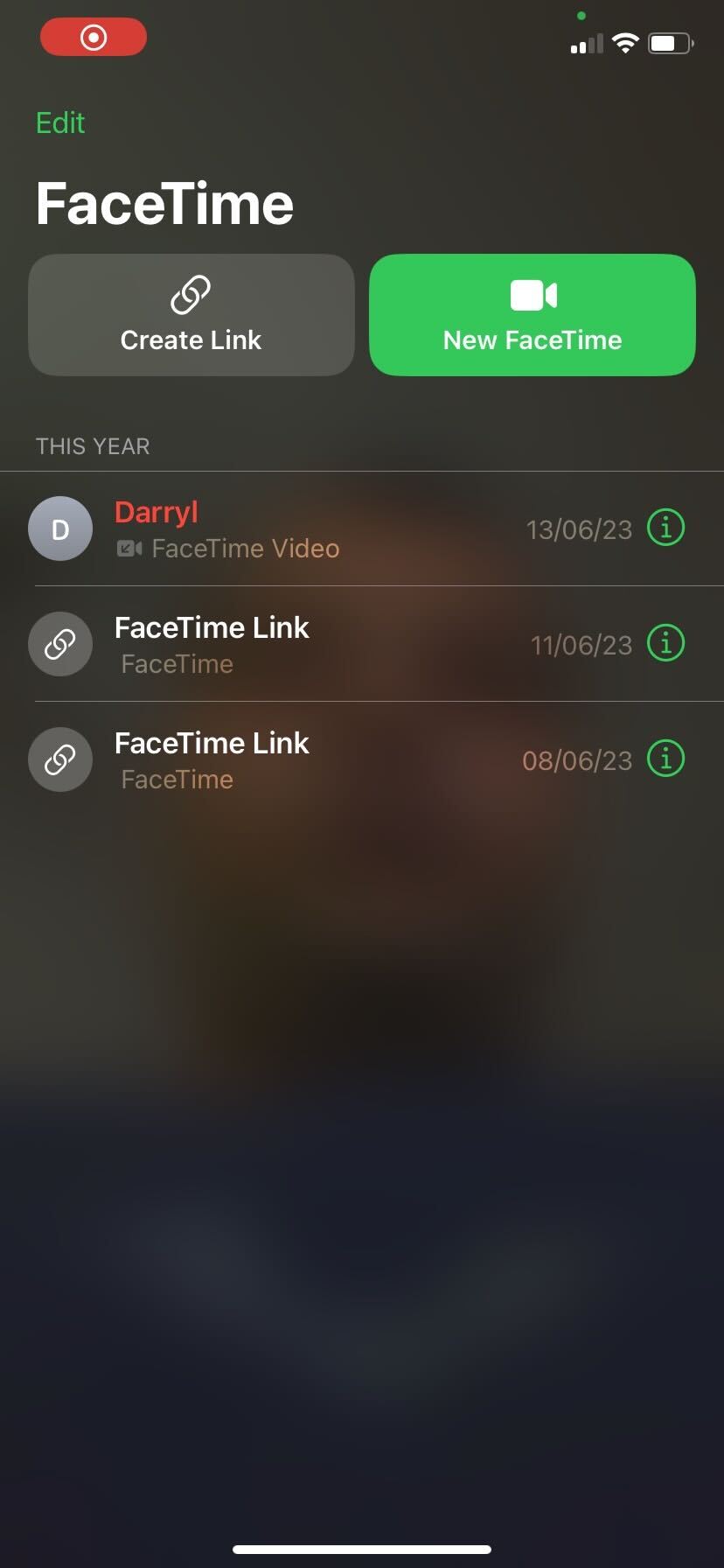 iPhone FaceTime UI