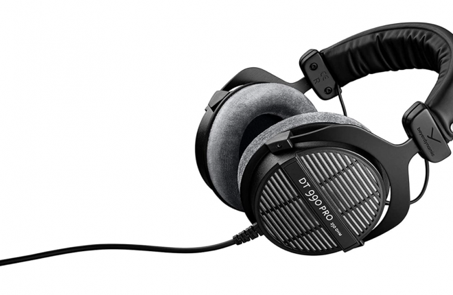 Beyerdynamic DT 990 PRO Headphones