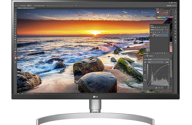 LG 27″ 4K UHD IPS Monitor