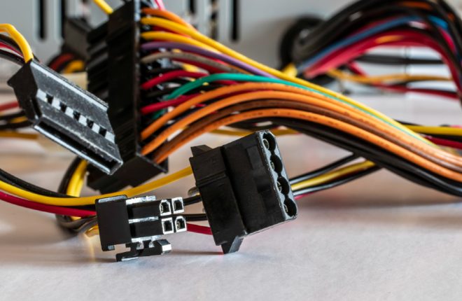 Step Up Your Organization Game With the Best Peripheral Cables