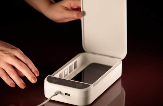 Clean Your Phone With the Best UV Phone Sterilizers