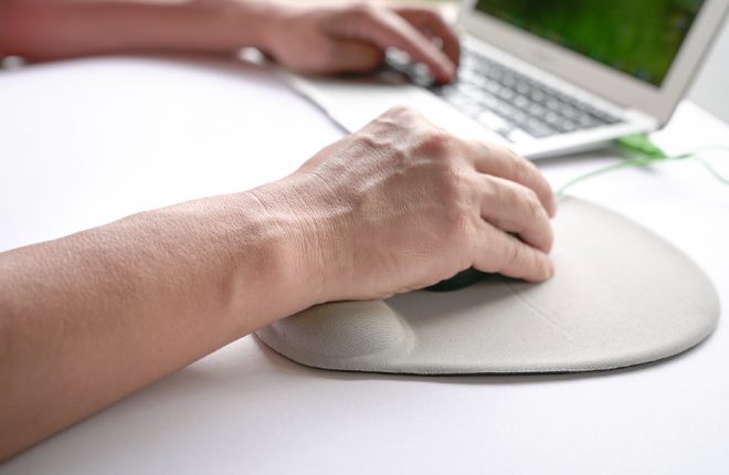 Add Comfort to Your Work Space With the Best Wrist Rests