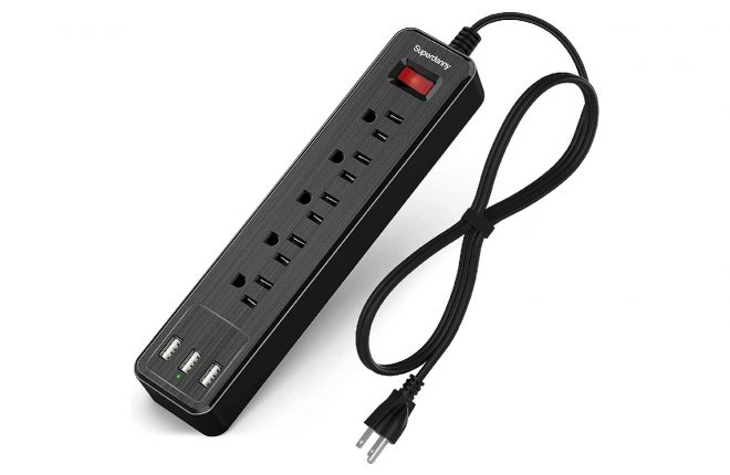 Superdanny 5-Outlet Power Strip With USB