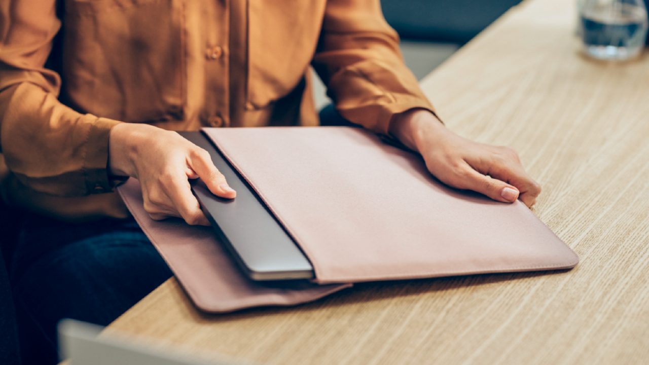 Deter Scratches With the Best Laptop Sleeve