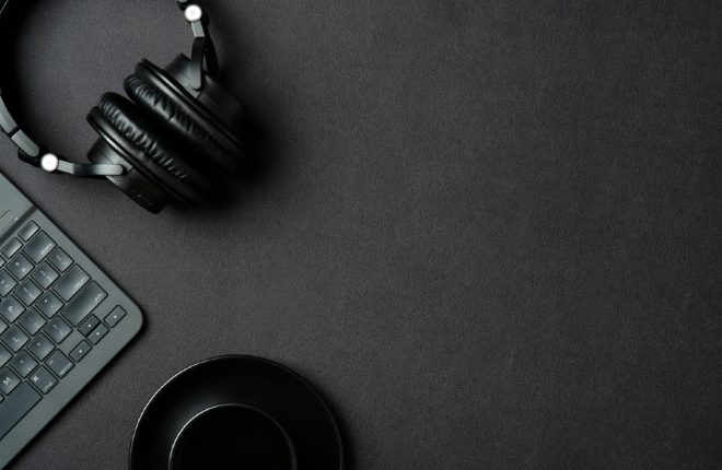 Protect Your Desk in Style With the Best Leather Desk Pads