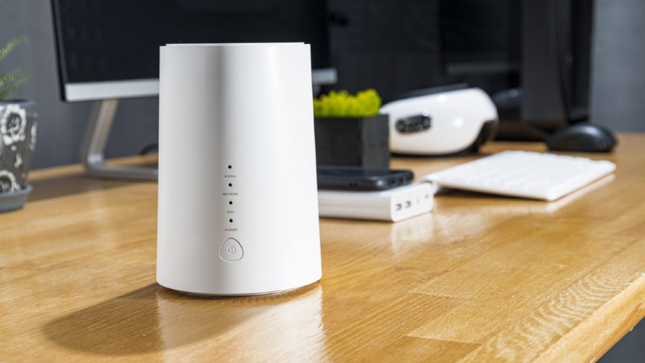 Eliminate Wi-Fi Dead Spots With the Best Mesh Routers