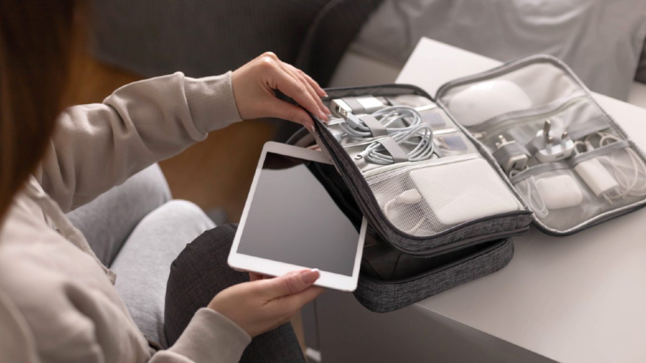 Organize Your Gadgets With the Best Tech Accessories Bag