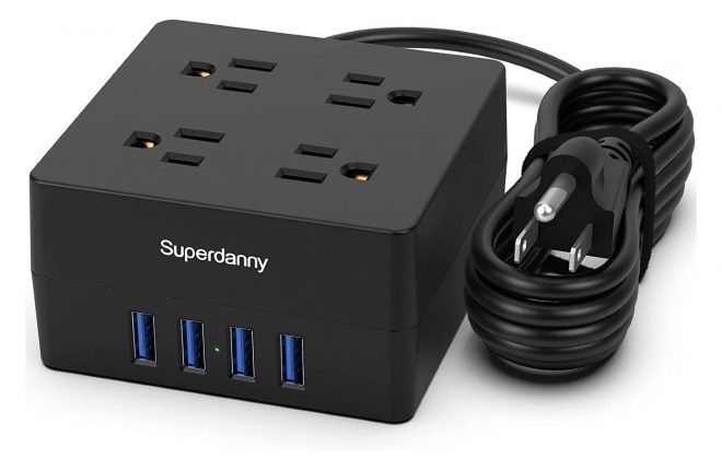 Superdanny 4-Outlet Surge Protector Power Strip