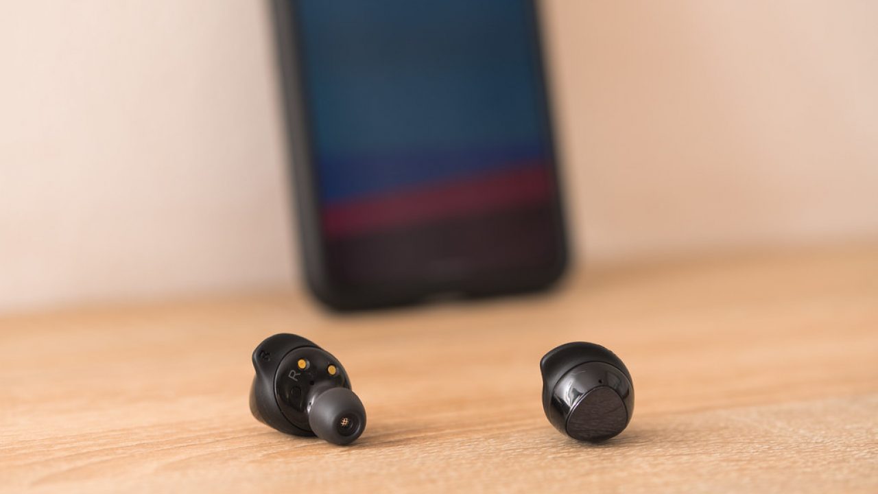 The Best Noise-Canceling Earbuds in 2022