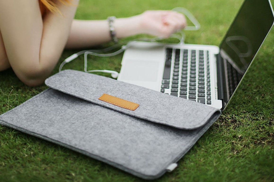 Casetify laptop sleeve review: Fun designs that absorb shock - Current Mac  Hardware Discussions on AppleInsider Forums