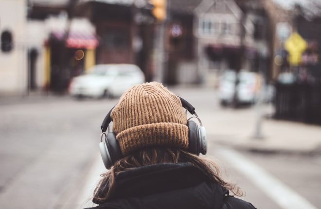 The Best Noise Cancelling Headphones Under $100 in 2023