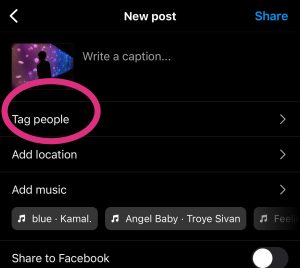 Instagram app - showing tag people button