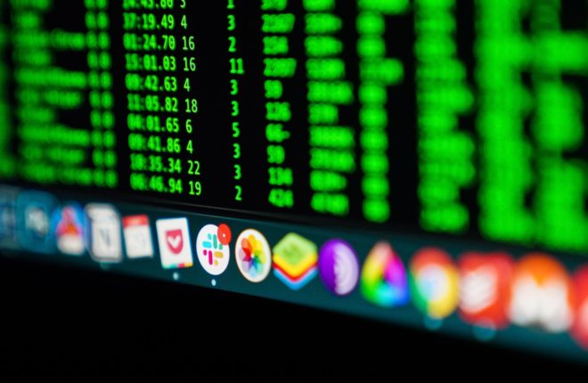 How to Sync Slack Status with Google Calendar or Outlook Calendar