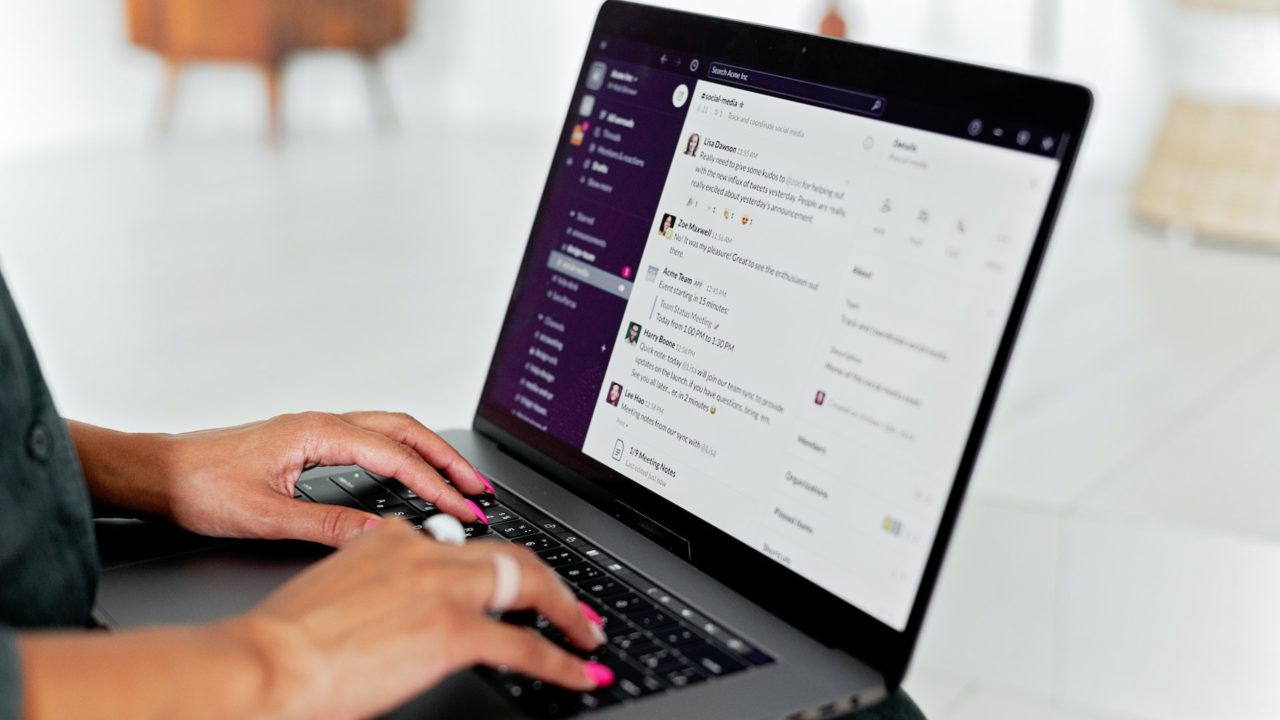How to Log Out of Slack