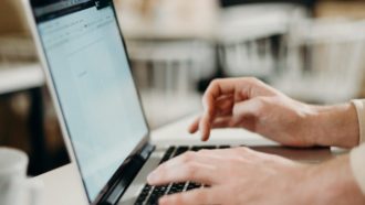 Yahoo Mail: How to Change Your Sender Name and Account Name - Tech Junkie