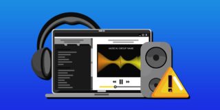 my headphones are plugged in but speakers still play